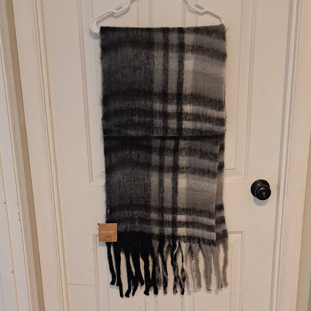NWT Just Cozy large scarf